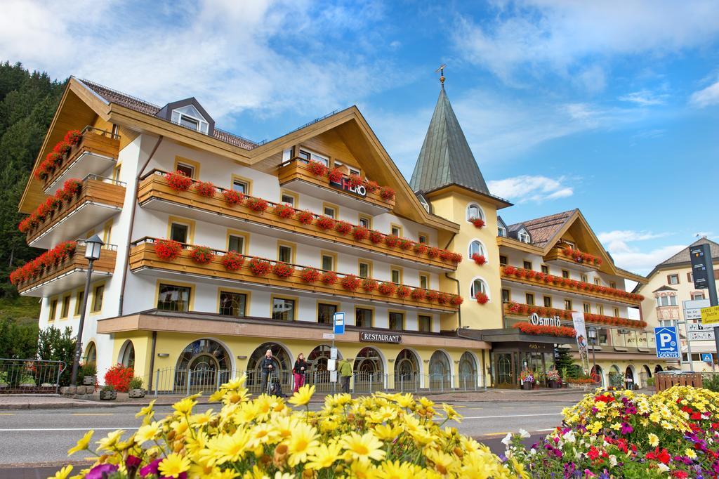 Hotel Oswald Selva di Val Gardena Exterior foto
